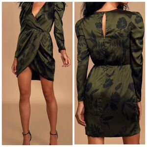 ASTR THE LABEL Jocelyn Olive Green Floral Print Long Puff Sleeve Dress SMALL
